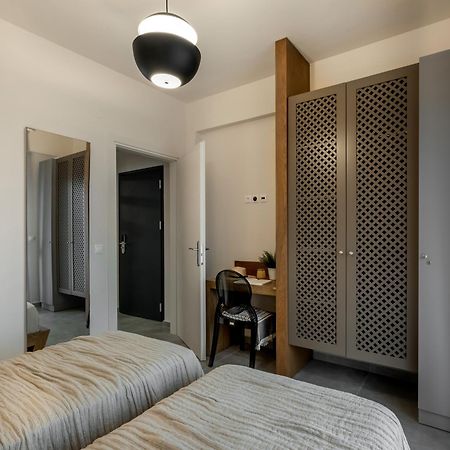 Iris Suites Nikiti Ngoại thất bức ảnh