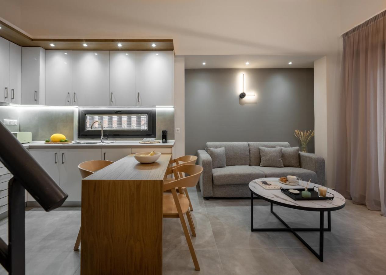 Iris Suites Nikiti Ngoại thất bức ảnh