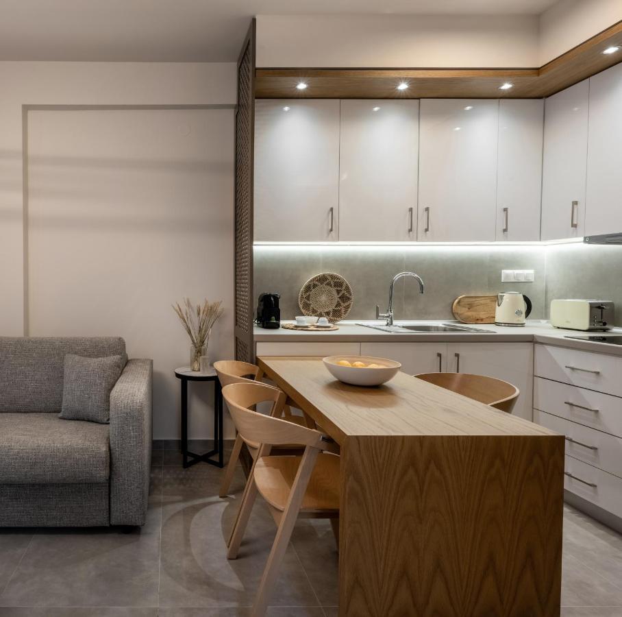Iris Suites Nikiti Ngoại thất bức ảnh