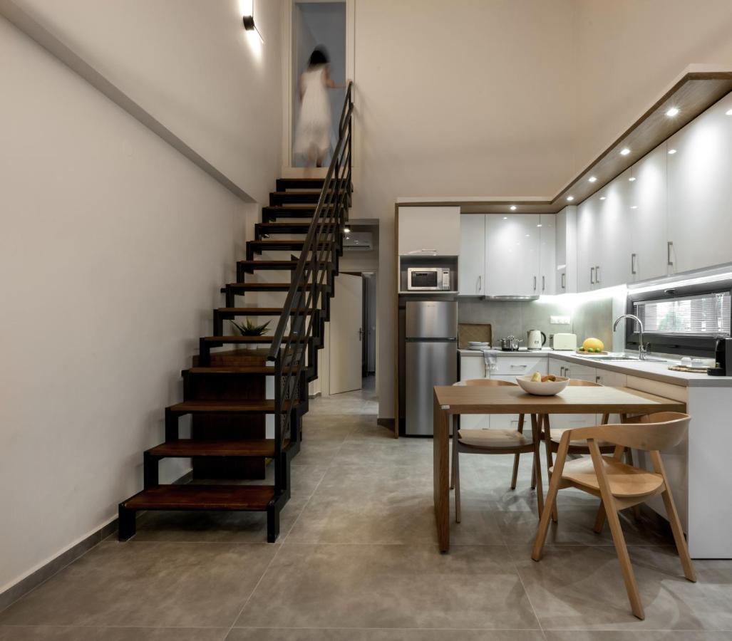 Iris Suites Nikiti Ngoại thất bức ảnh
