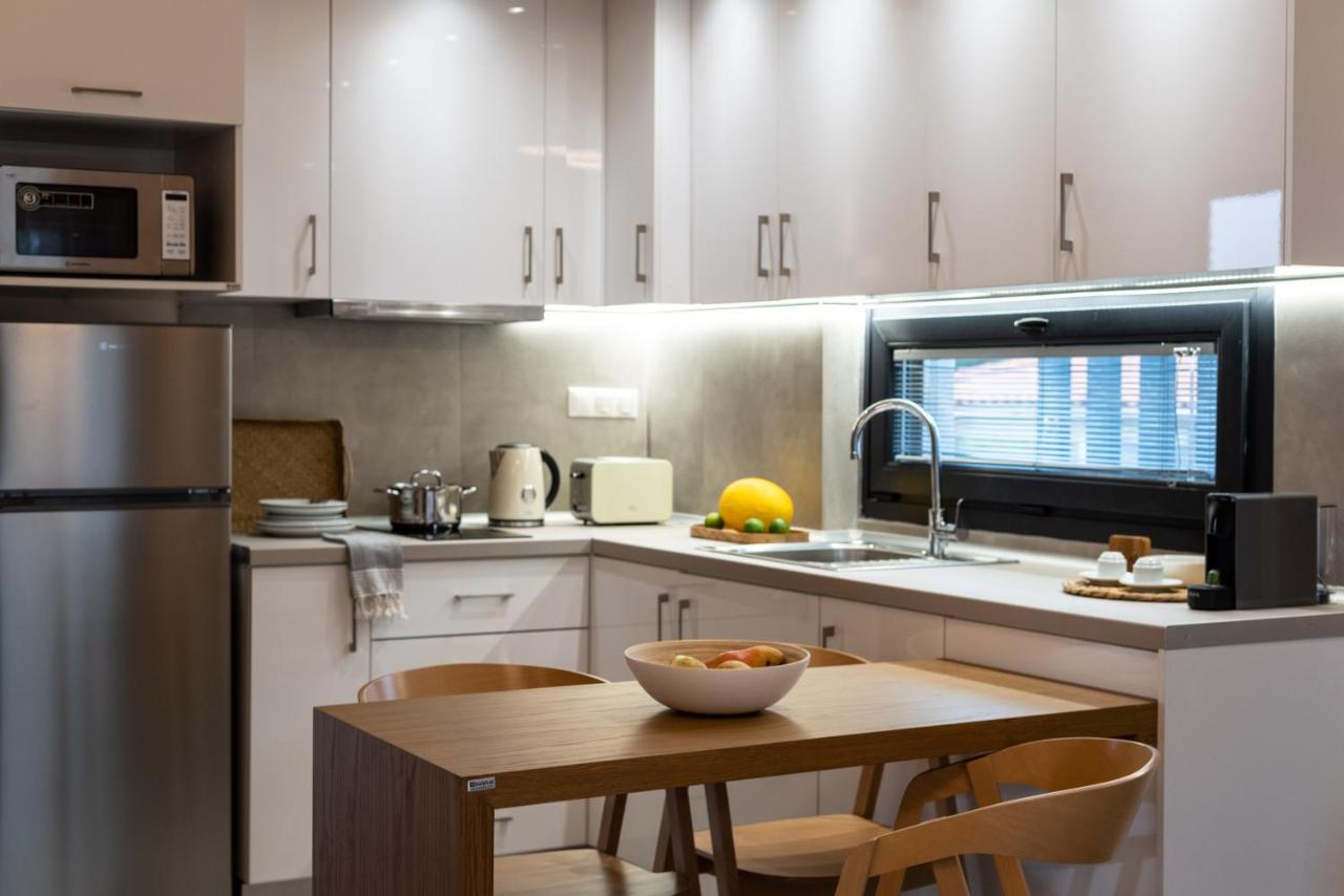 Iris Suites Nikiti Ngoại thất bức ảnh